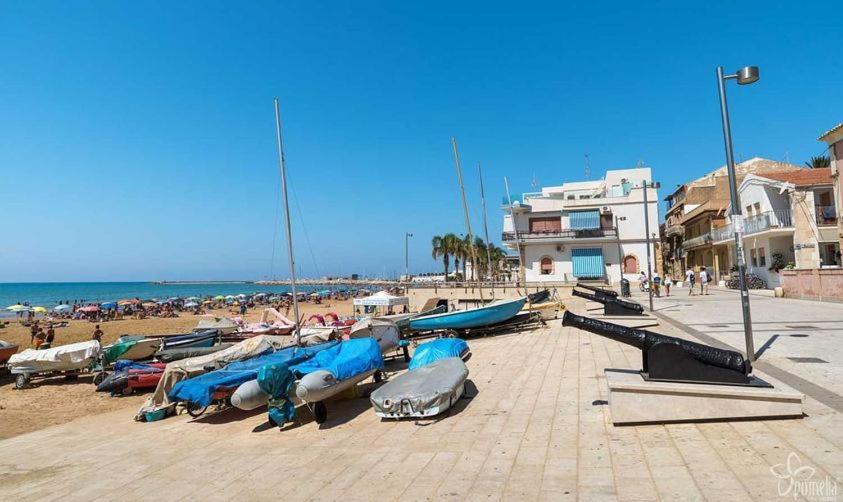 Bed and Breakfast Debel House Marina di Ragusa Exterior foto